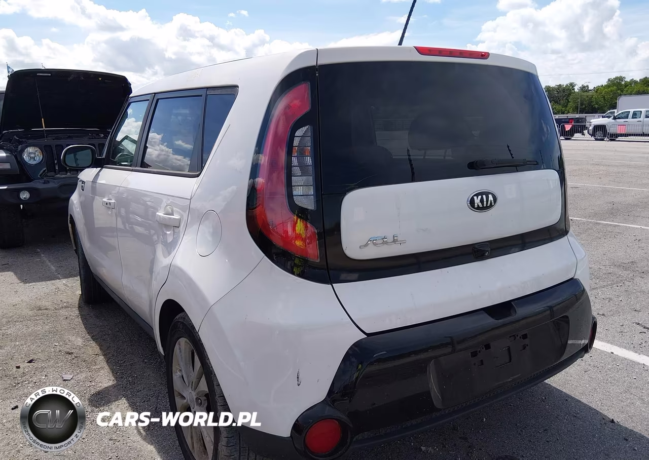 2016 Kia Soul + VIN:KNDJP3A58G7273135 - 3