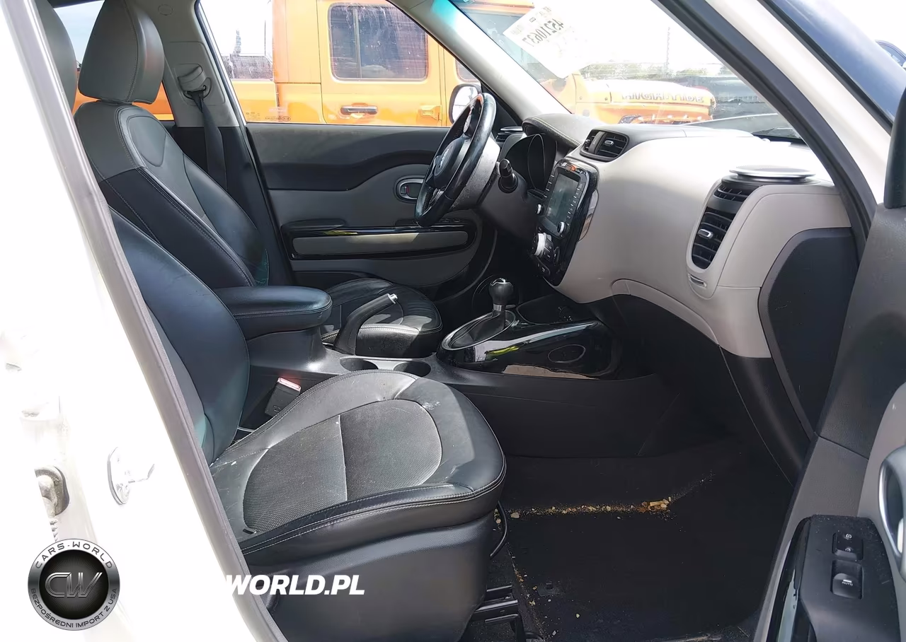 2016 Kia Soul + VIN:KNDJP3A58G7273135 - 5