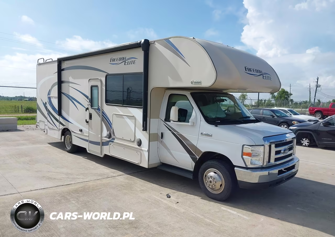 2017 Ford E-450 Cutaway