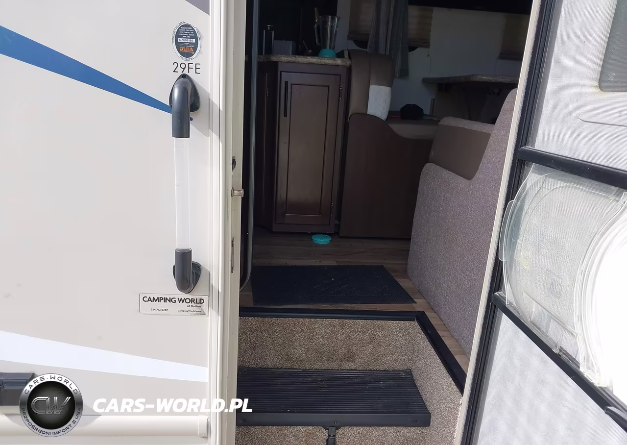 2017 Ford E-450 Cutaway VIN:1FDXE4FS9HDC77181 - 7