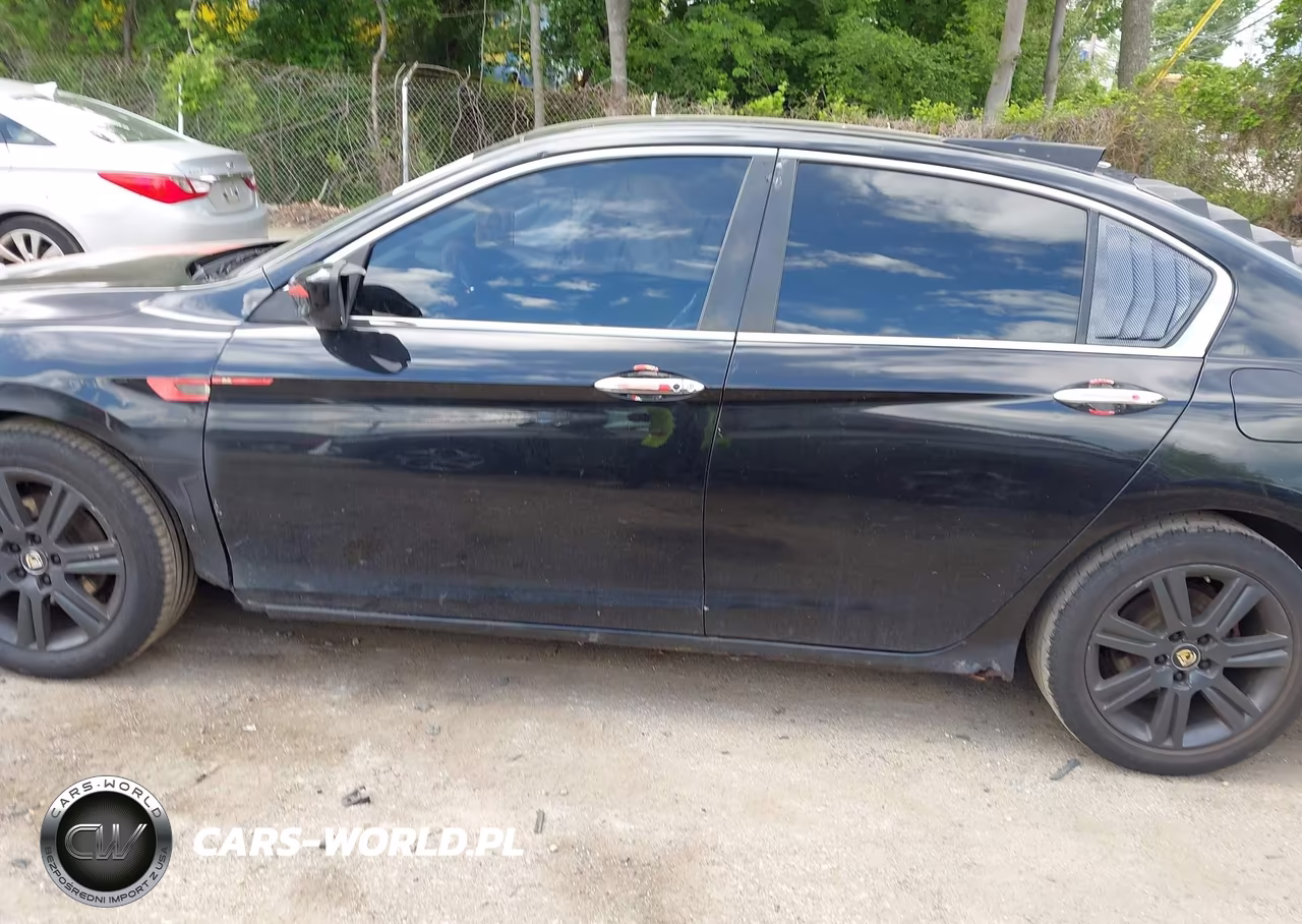 2013 Honda Accord Sport VIN:1HGCR2E55DA140503 - 14