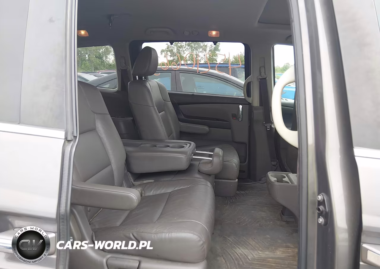 2015 Honda Odyssey Ex-L VIN:5FNRL5H61FB130691 - 8
