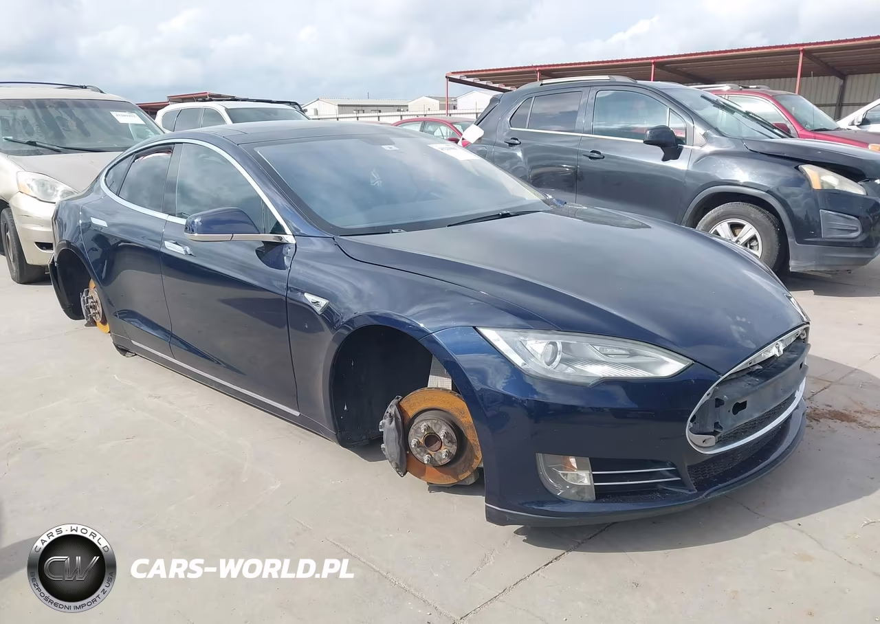 2014 Tesla Model S
