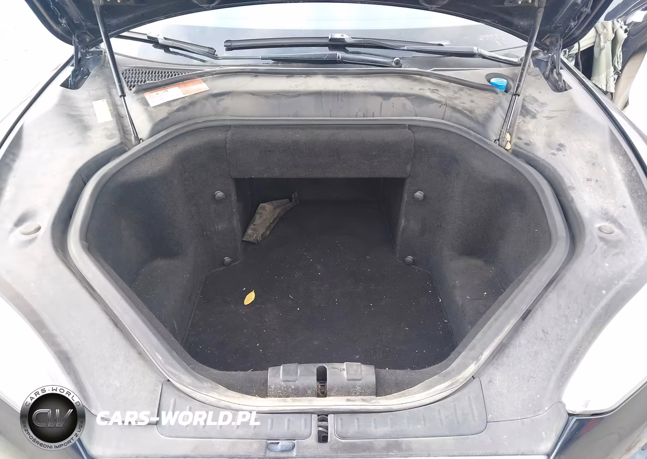 2014 Tesla Model S VIN:5YJSA1S10EFP43493 - 10
