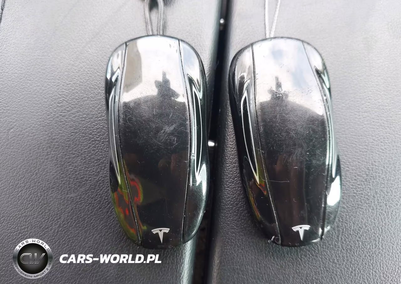 2014 Tesla Model S VIN:5YJSA1S10EFP43493 - 11