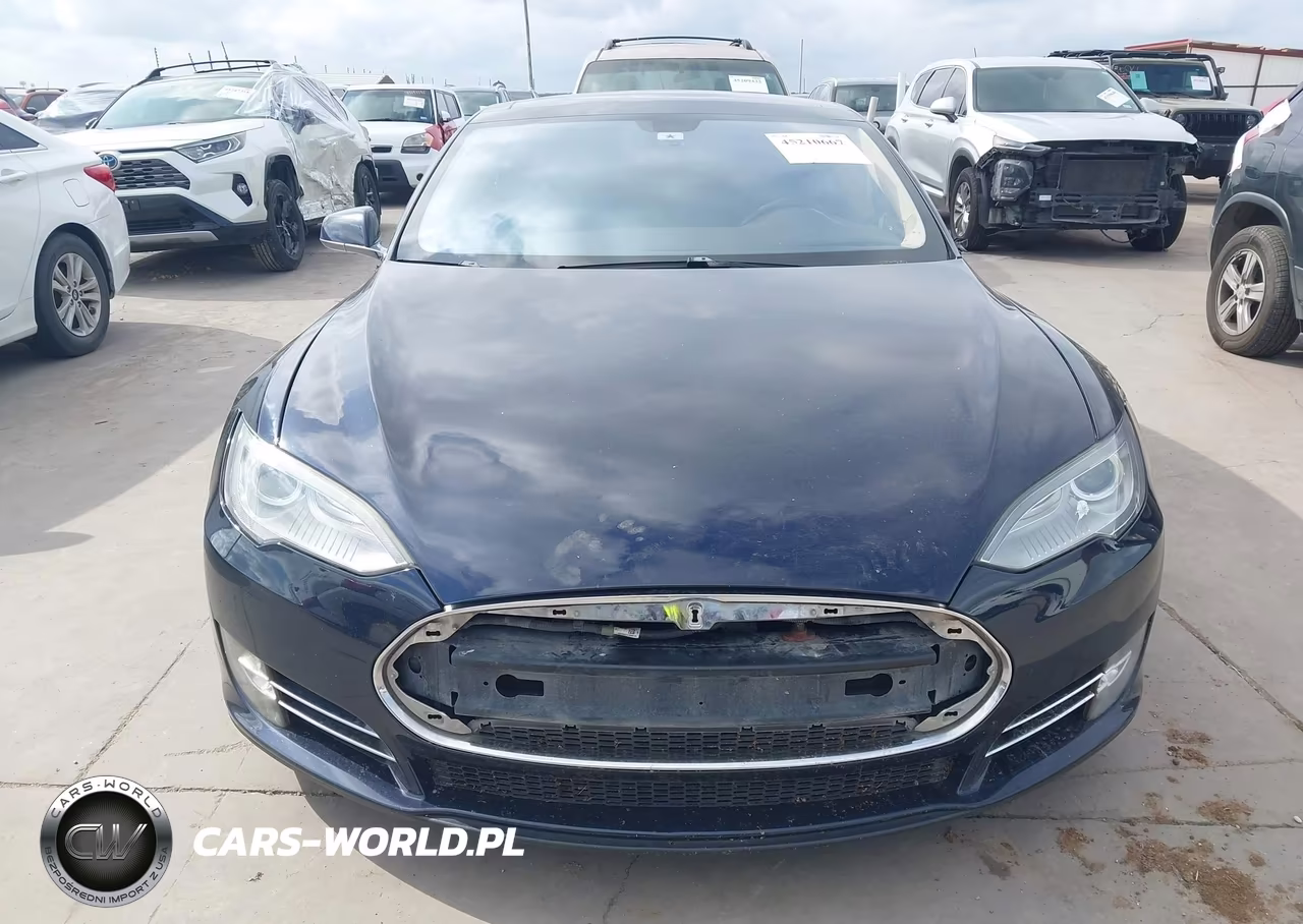 2014 Tesla Model S VIN:5YJSA1S10EFP43493 - 12