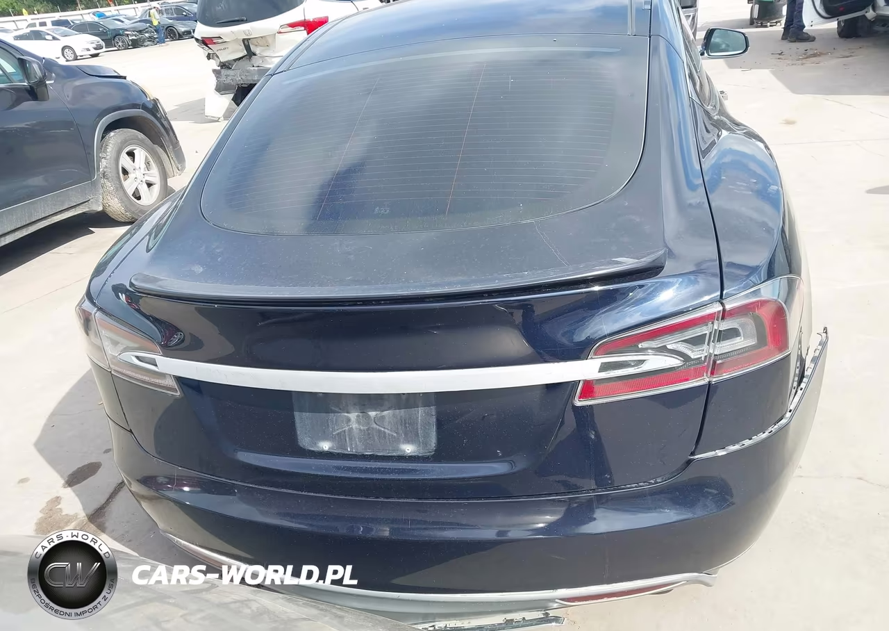 2014 Tesla Model S VIN:5YJSA1S10EFP43493 - 16