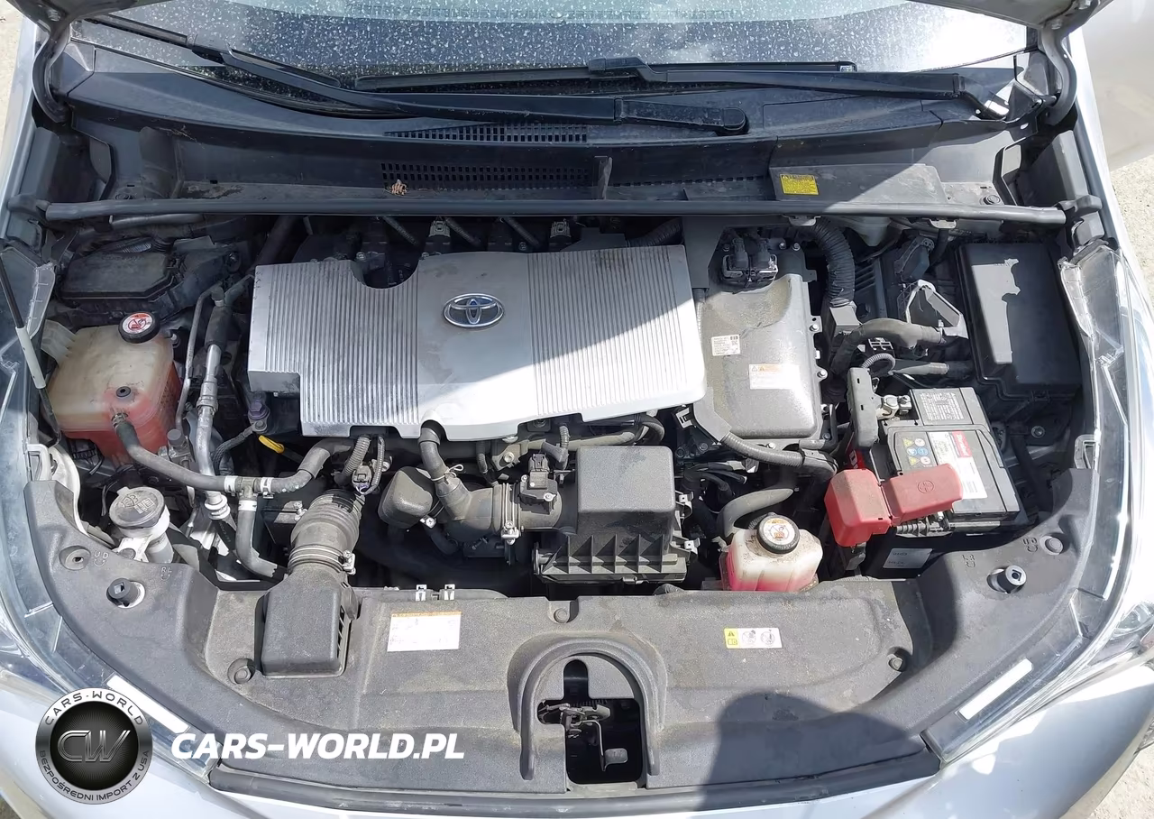 2018 Toyota Prius Two VIN:JTDKBRFU8J3581474 - 10
