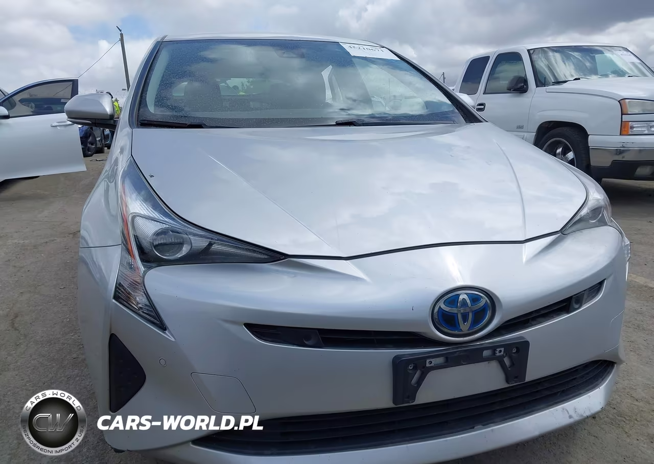 2018 Toyota Prius Two VIN:JTDKBRFU8J3581474 - 12