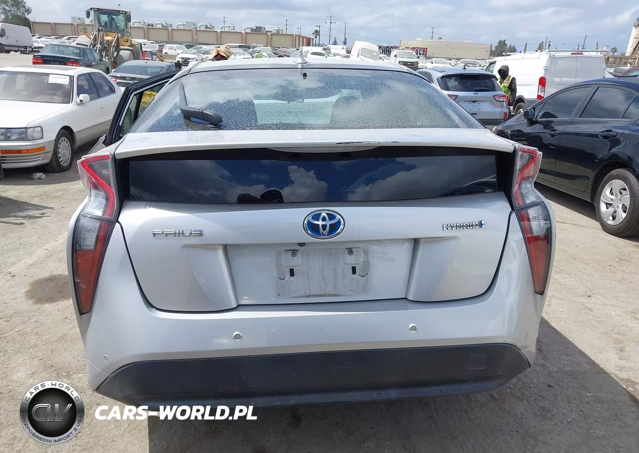 2018 Toyota Prius Two VIN:JTDKBRFU8J3581474 - 16