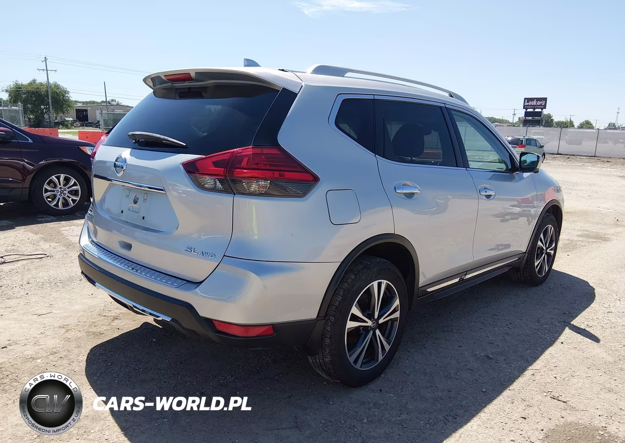 2017 Nissan Rogue Sl VIN:5N1AT2MV2HC884106 - 4