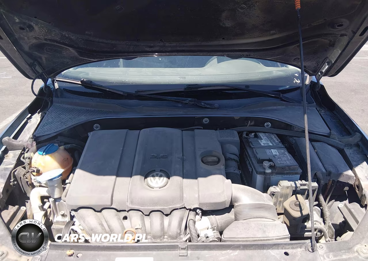 2013 Volkswagen Passat 2.5L S VIN:1VWAP7A37DC062157 - 10