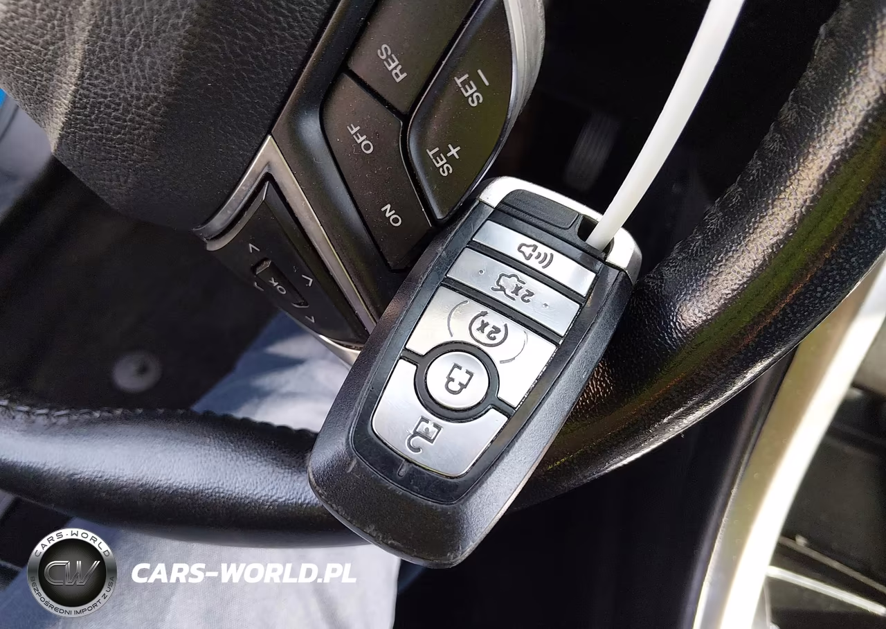 2020 Ford Fusion Sel VIN:3FA6P0CDXLR130978 - 11
