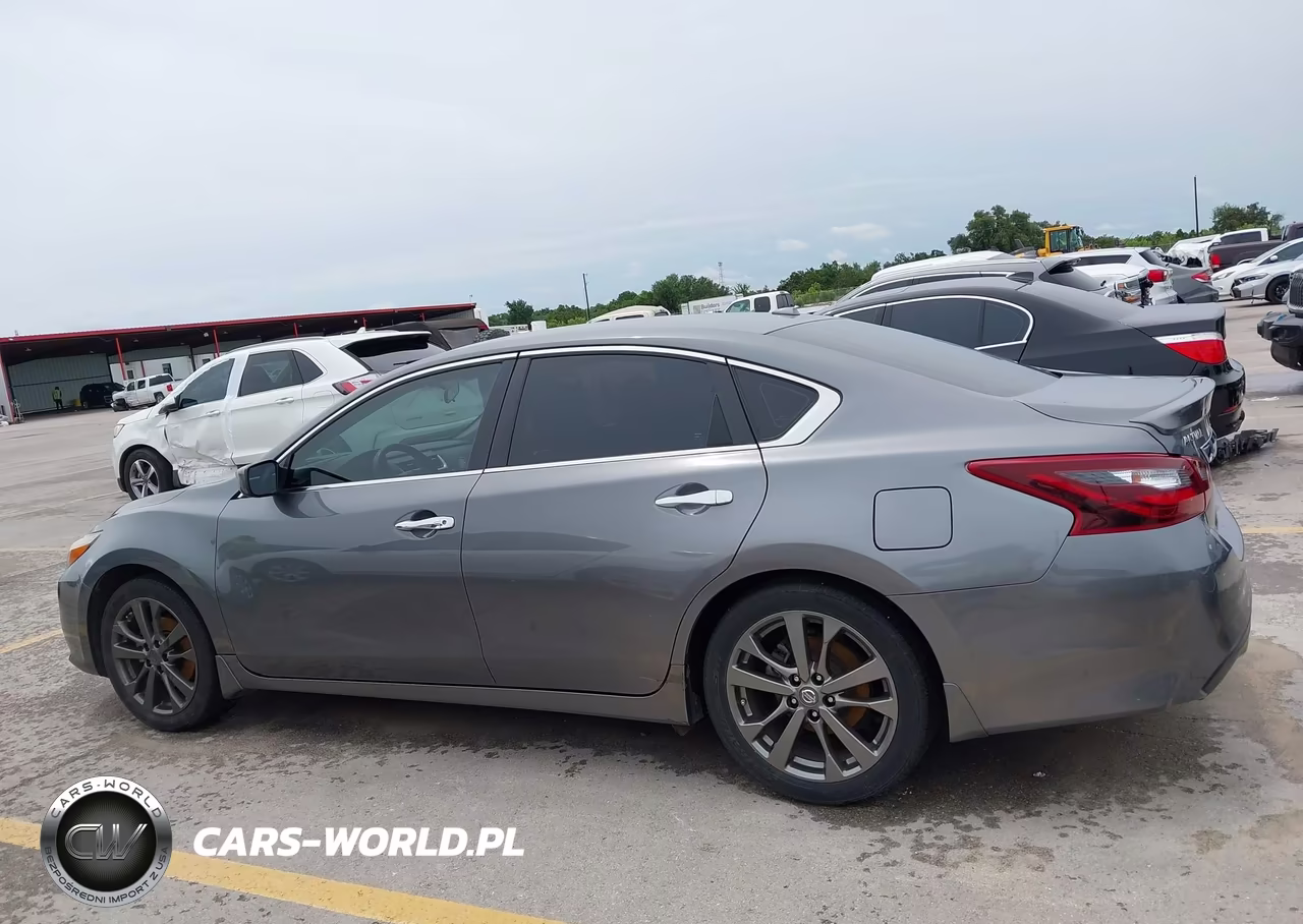 2018 Nissan Altima 2.5 Sr VIN:1N4AL3AP6JC240460 - 14