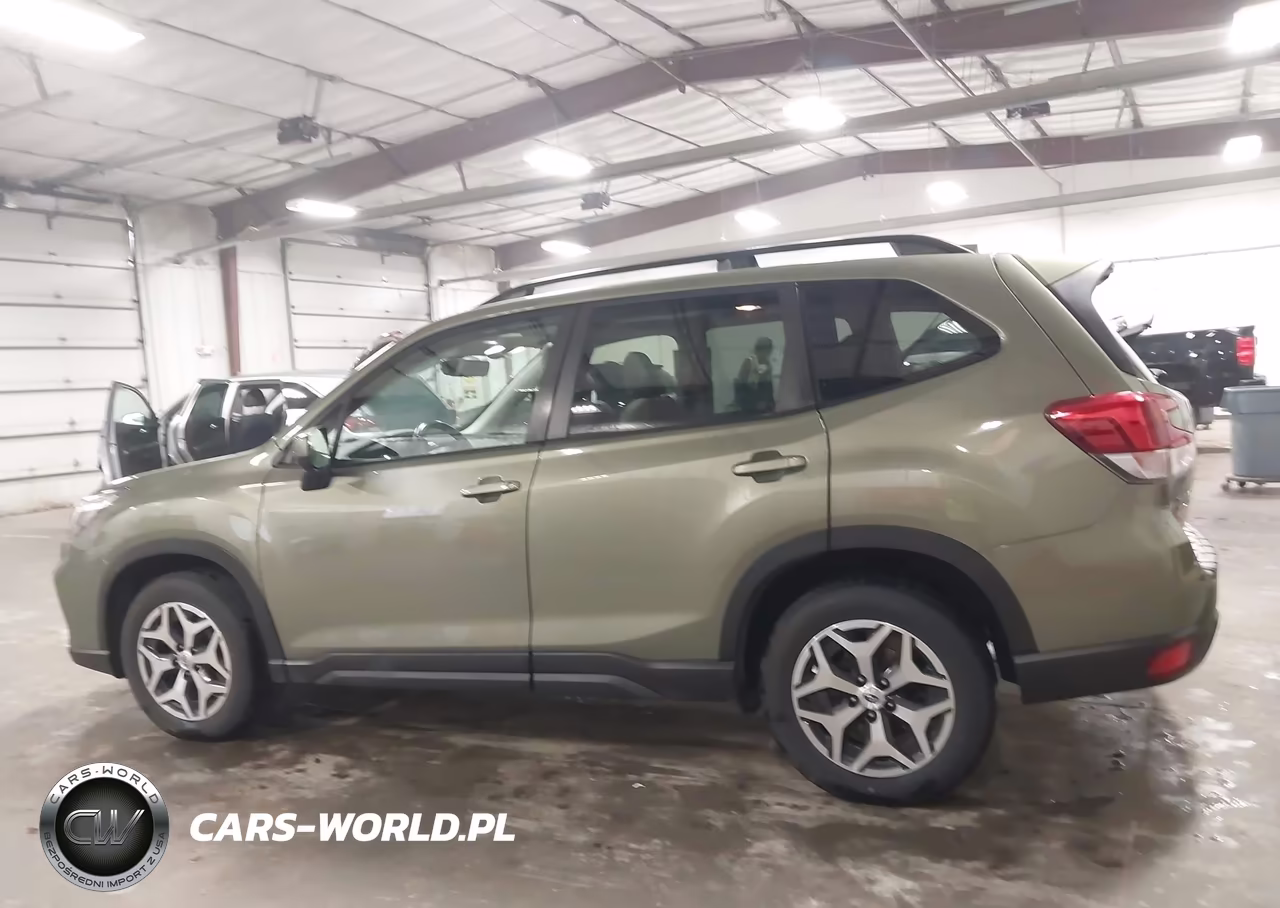 2019 Subaru Forester Premium VIN:JF2SKAEC0KH578035 - 14