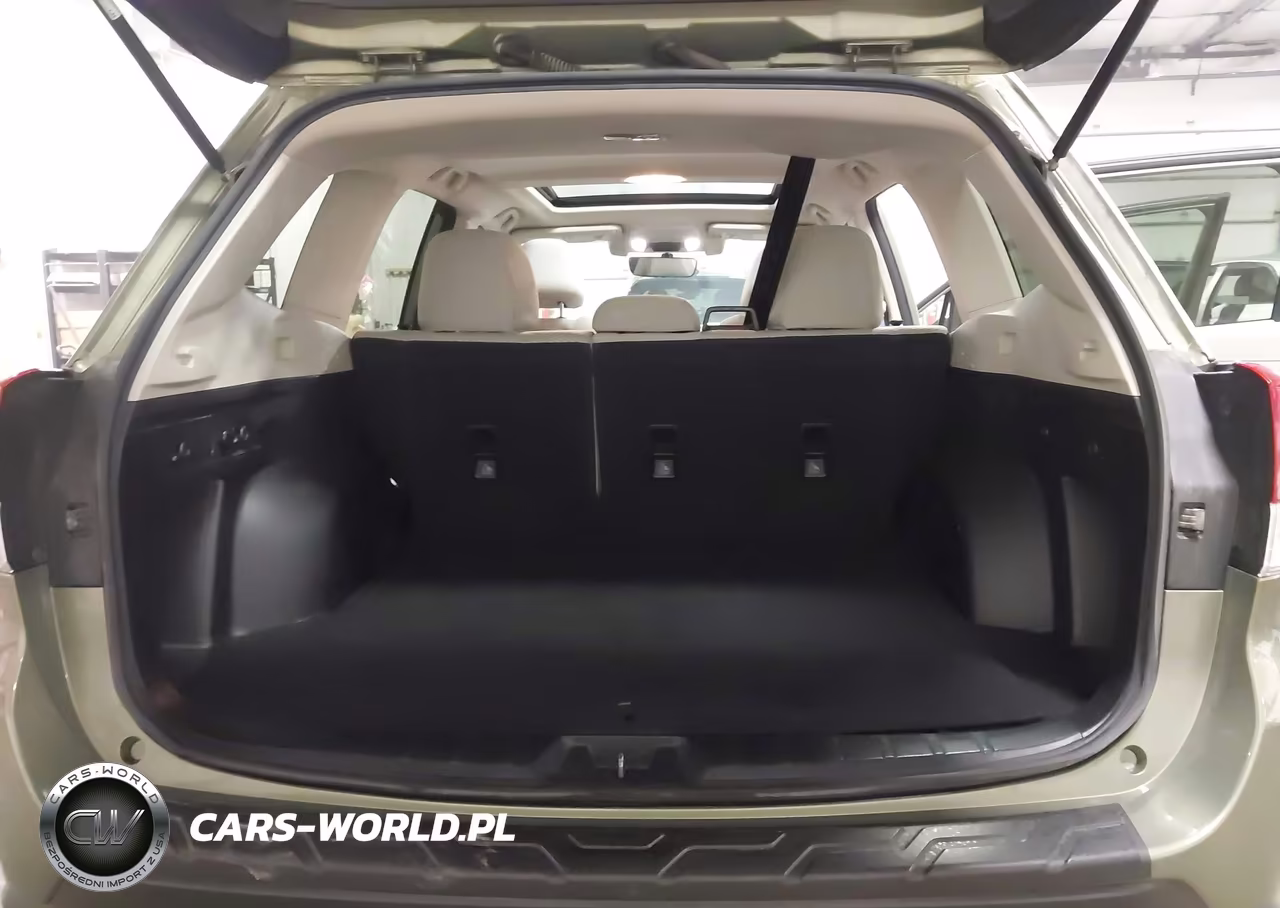 2019 Subaru Forester Premium VIN:JF2SKAEC0KH578035 - 17