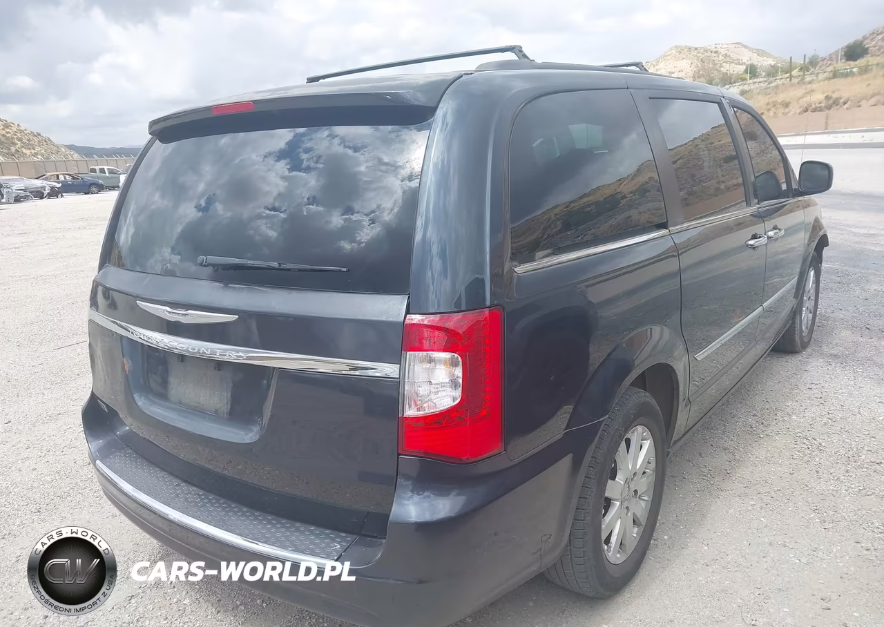 2014 Chrysler Town & Country Touring VIN:2C4RC1BG3ER203654 - 4