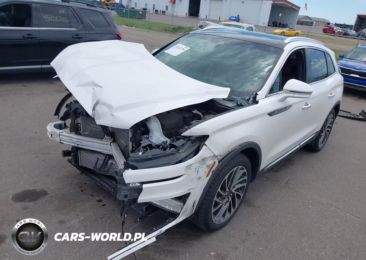 2019 Lincoln Nautilus Reserve VIN:2LMPJ8L93KBL67030 - 2