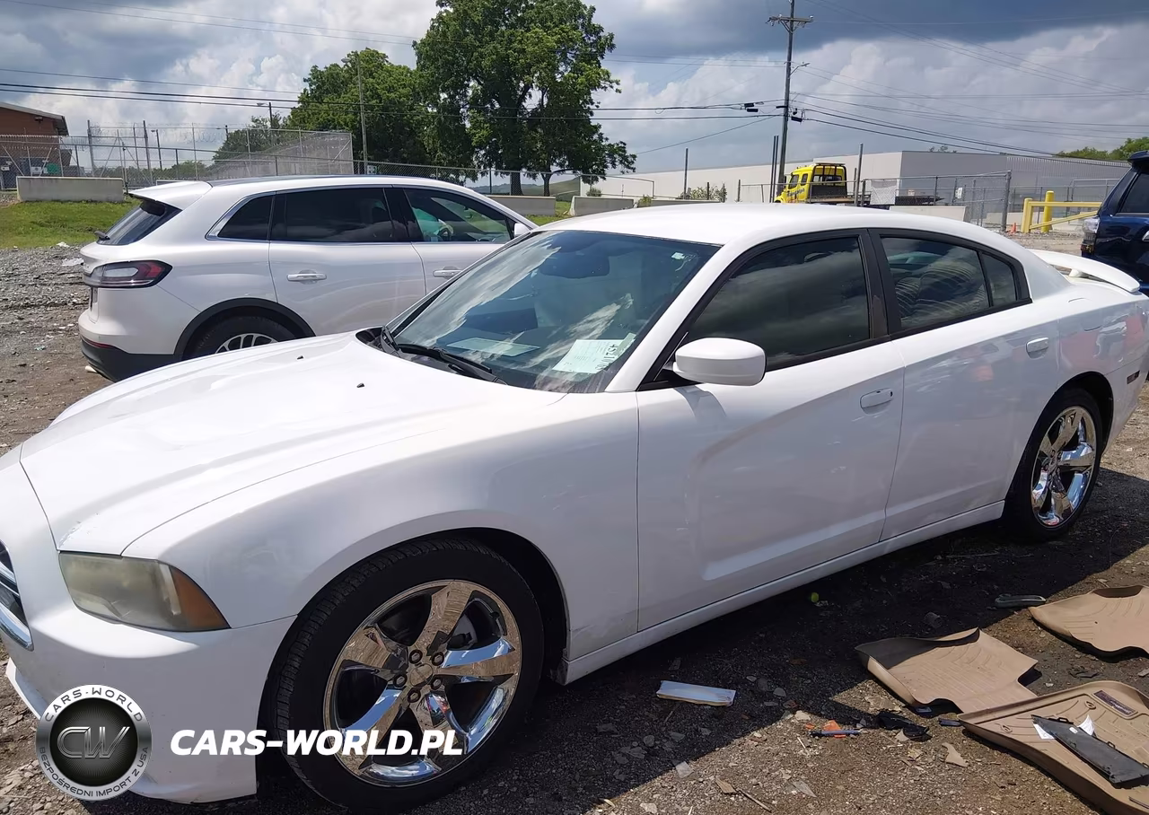 2013 Dodge Charger Sxt VIN:2C3CDXHG2DH725424 - 6