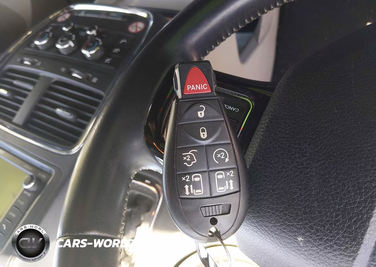 2018 Dodge Grand Caravan Sxt VIN:2C4RDGCG2JR360052 - 11