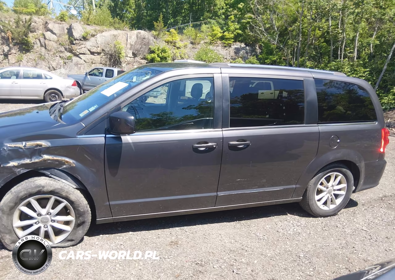 2018 Dodge Grand Caravan Sxt VIN:2C4RDGCG2JR360052 - 14