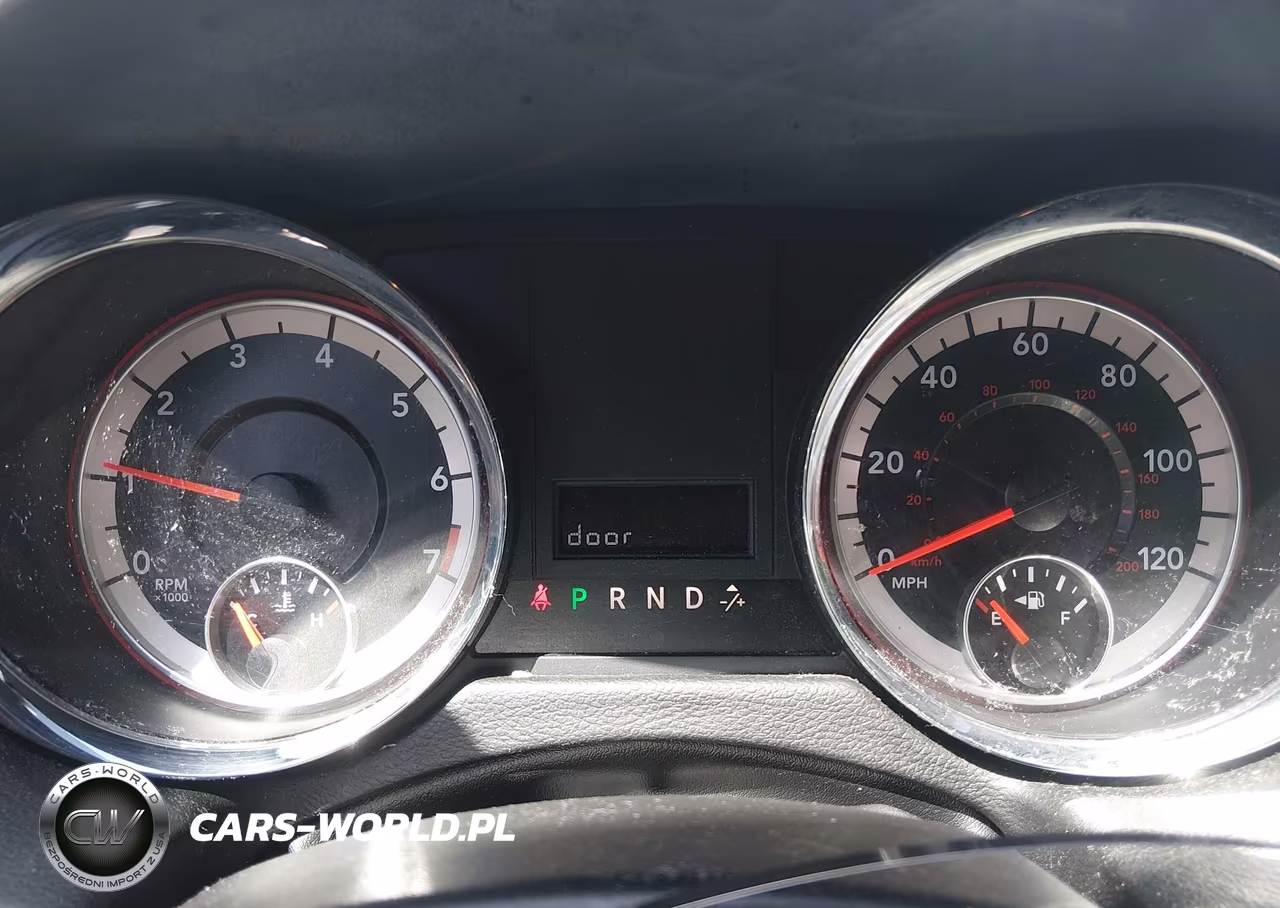 2018 Dodge Grand Caravan Sxt VIN:2C4RDGCG2JR360052 - 7