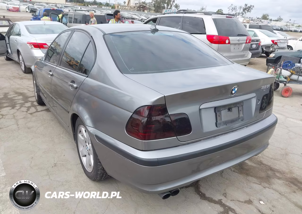 2005 BMW 325I VIN:WBAAZ334X5KP92922 - 3