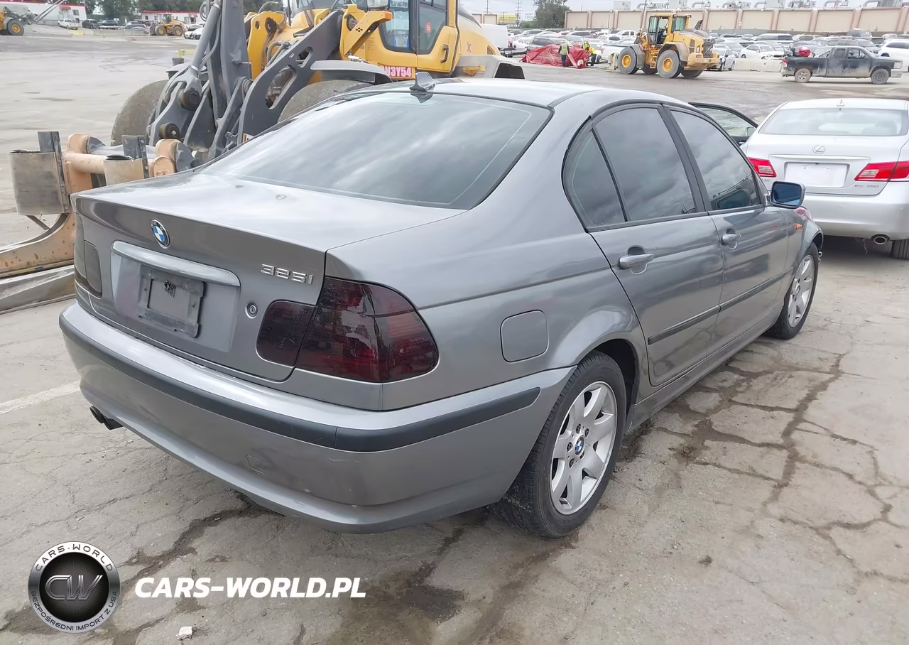 2005 BMW 325I VIN:WBAAZ334X5KP92922 - 4