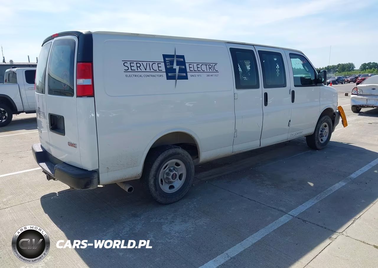 2023 GMC Savana Cargo Rwd 3500 Extended Wheelbase Work Van VIN:1GTZ7HFP4P1104159 - 4
