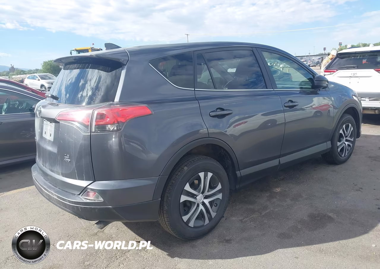 2018 Toyota Rav4 Le VIN:JTMBFREV0JD251370 - 4