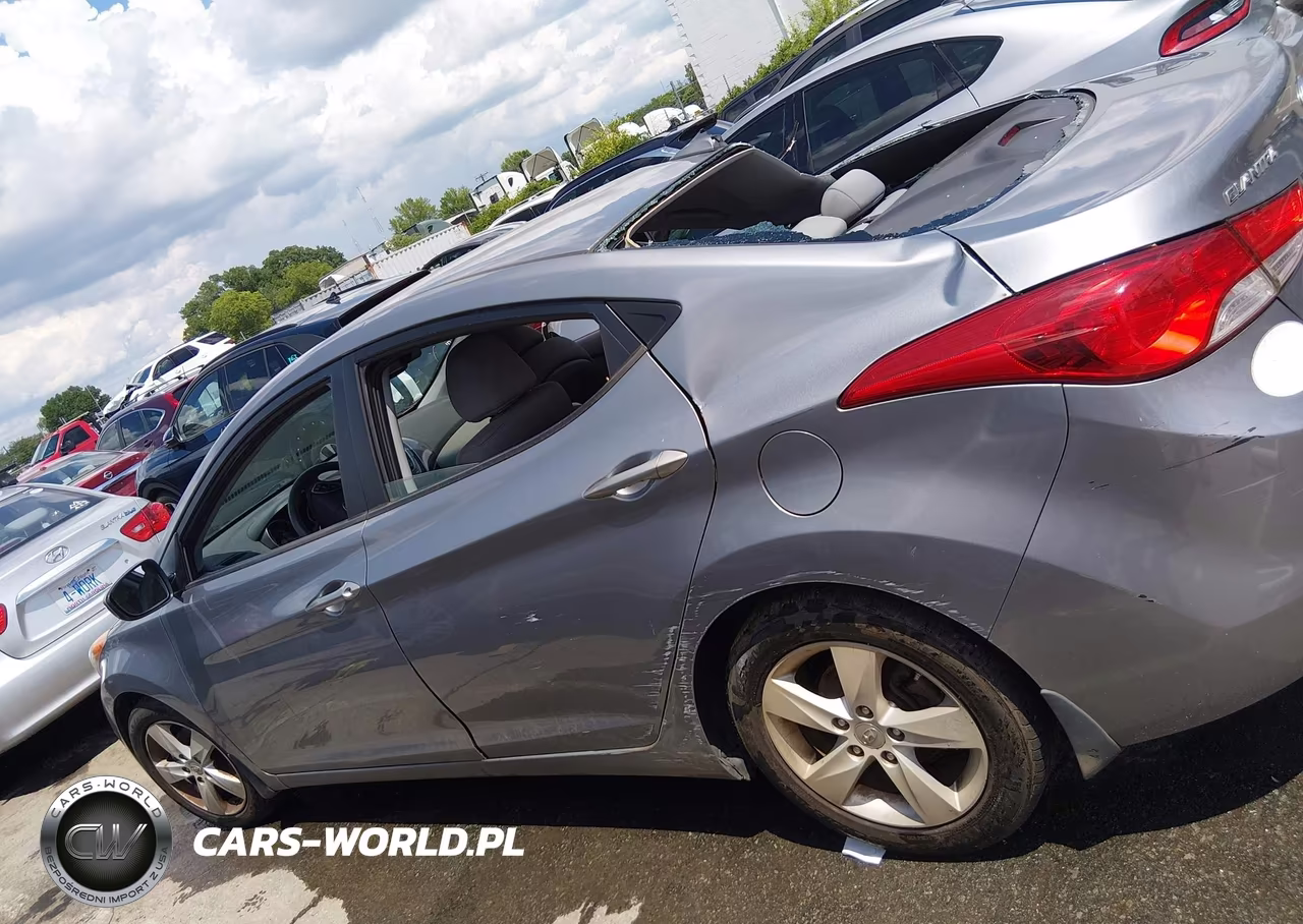 2013 Hyundai Elantra Gls VIN:KMHDH4AE4DU584361 - 14