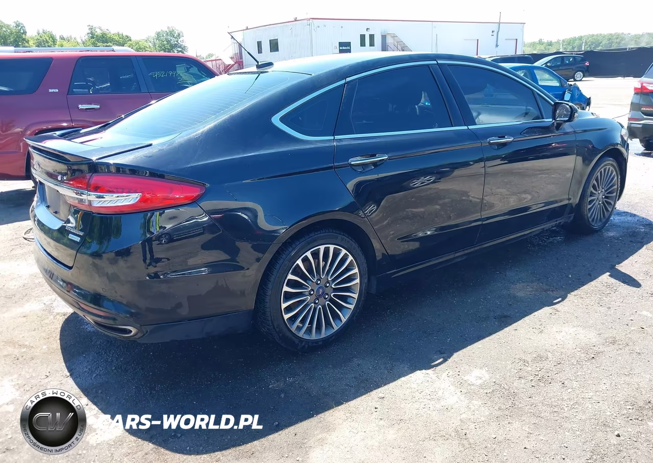 2017 Ford Fusion Titanium VIN:3FA6P0K98HR169685 - 4