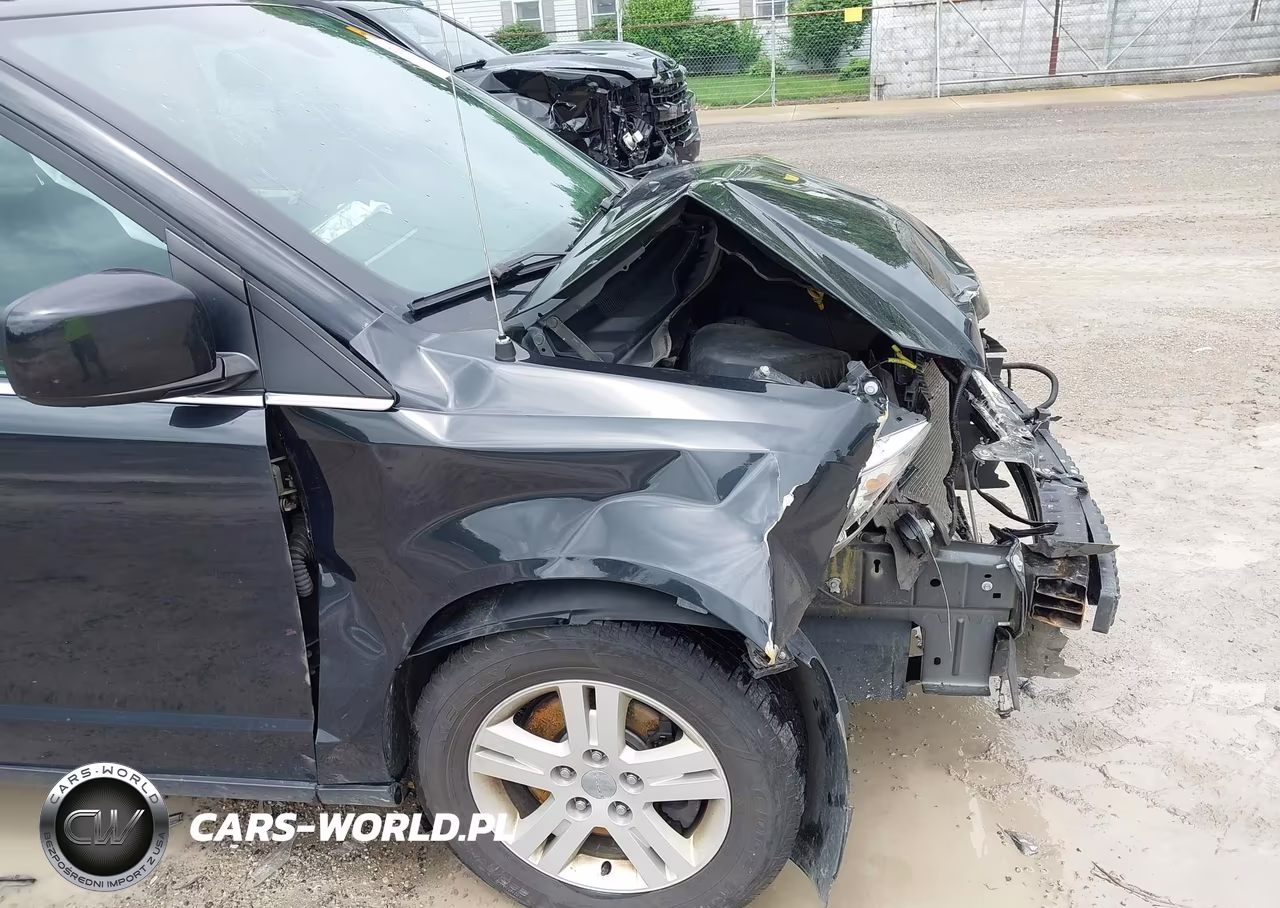 2019 Dodge Grand Caravan Sxt VIN:2C4RDGCG2KR772313 - 18