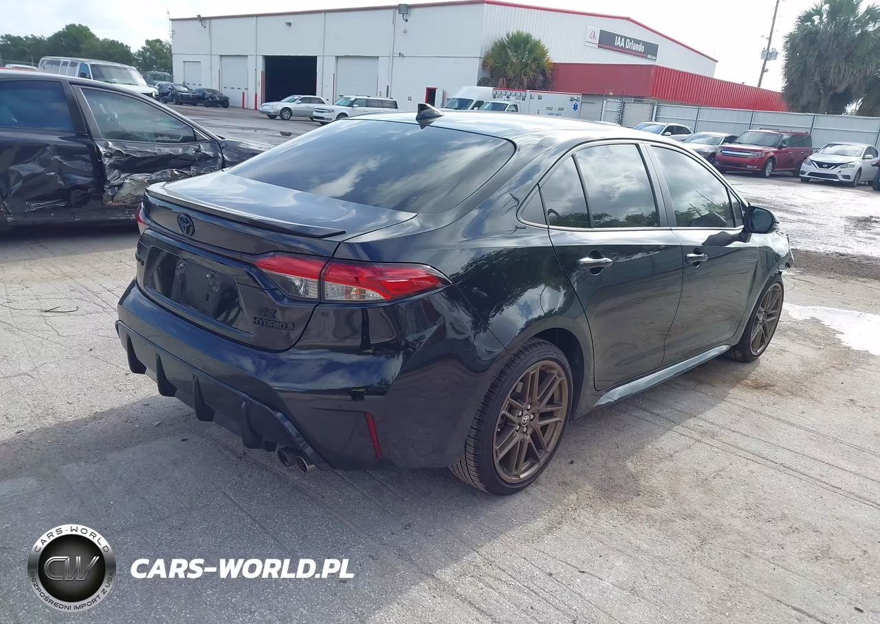 2024 Toyota Corolla Hybrid Nightshade Edition VIN:JTDBCMFE4R3047148 - 4