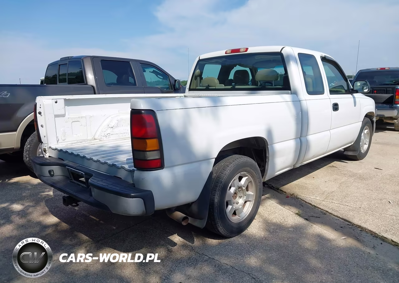 2006 GMC Sierra 1500 Work Truck VIN:1GTEC19V06Z215416 - 4