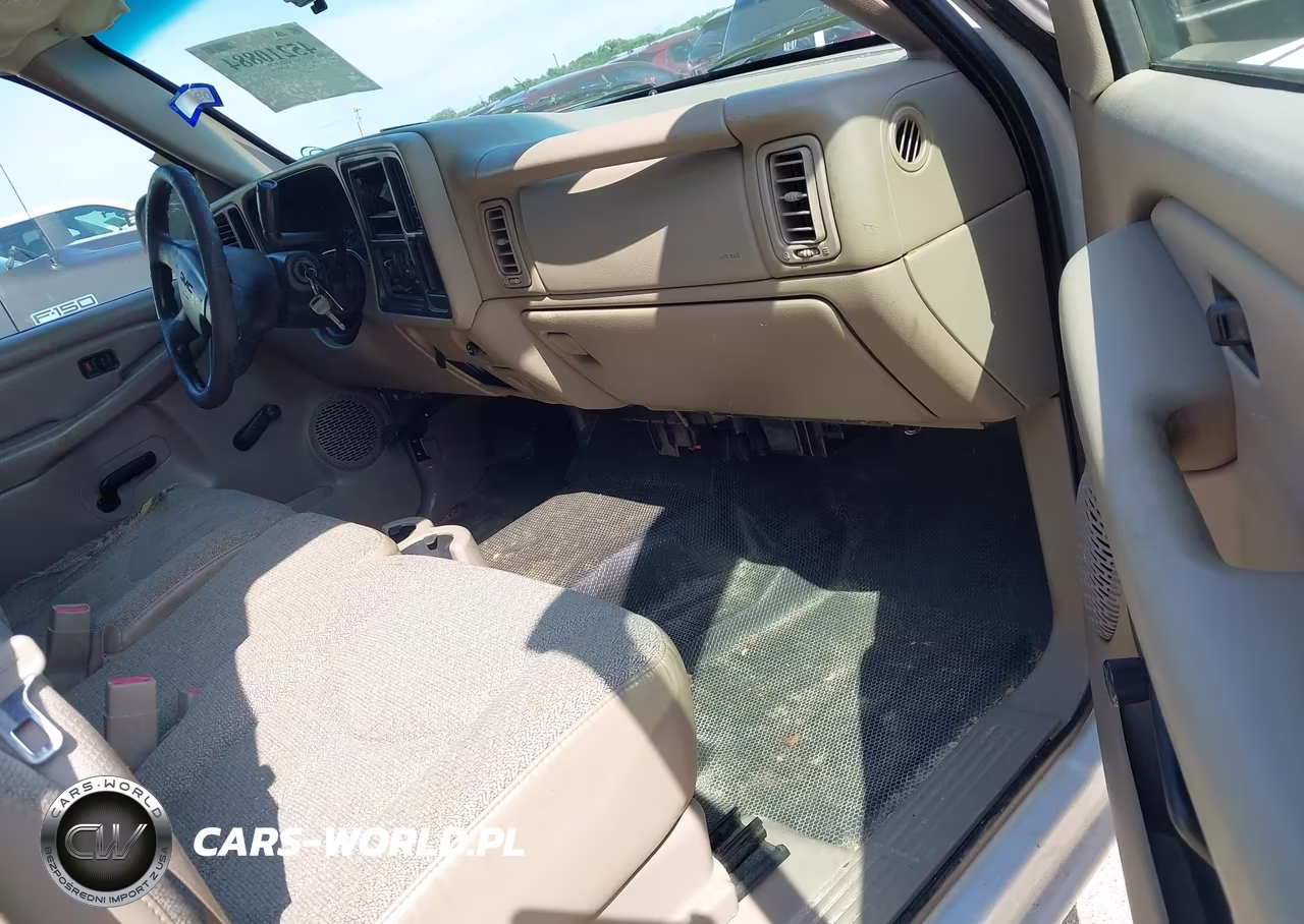 2006 GMC Sierra 1500 Work Truck VIN:1GTEC19V06Z215416 - 5