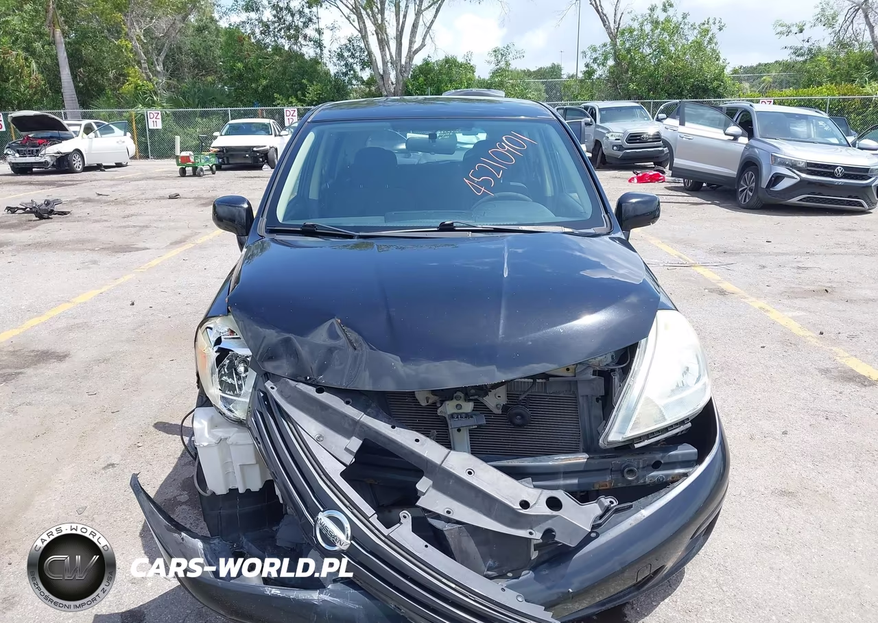 2010 Nissan Versa 1.8S VIN:3N1BC1CP0AL380527 - 12