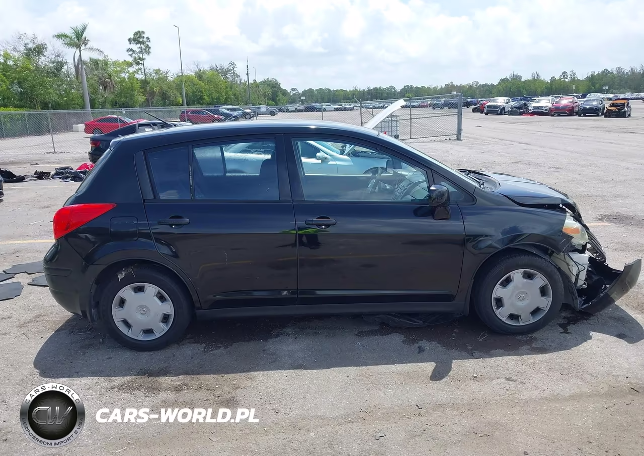 2010 Nissan Versa 1.8S VIN:3N1BC1CP0AL380527 - 13