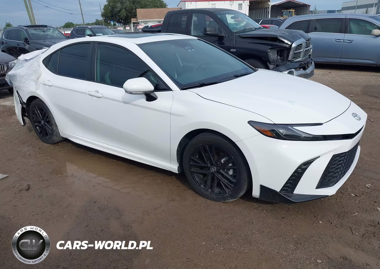 2025 Toyota Camry Se – zdjęcie 1 z 16