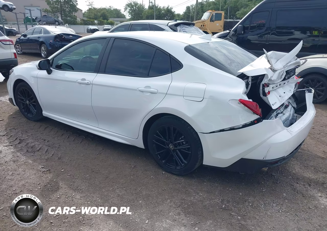 2025 Toyota Camry Se VIN:4T1DAACK2SU506955 - 3
