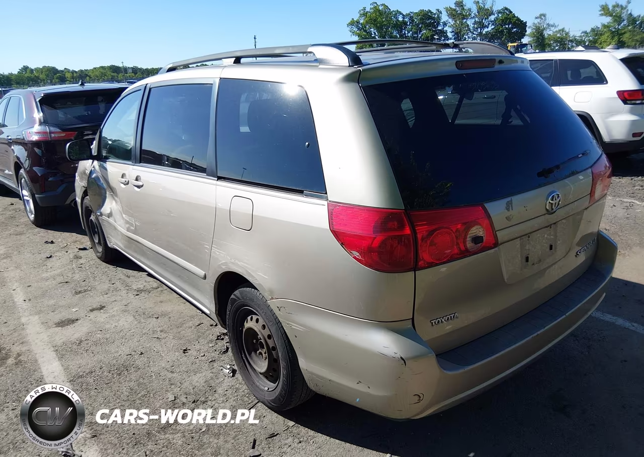 2007 Toyota Sienna Le VIN:5TDZK23C57S020531 - 3