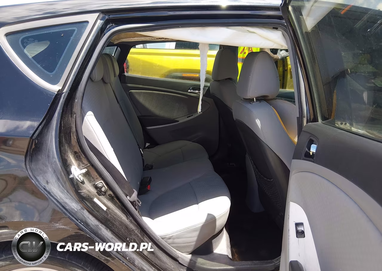2012 Hyundai Accent Se VIN:KMHCU5AE0CU037857 - 8