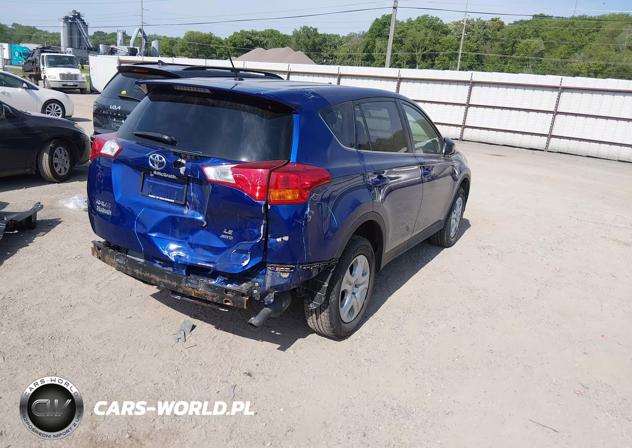 2015 Toyota Rav4 Le VIN:2T3BFREV8FW274860 - 4