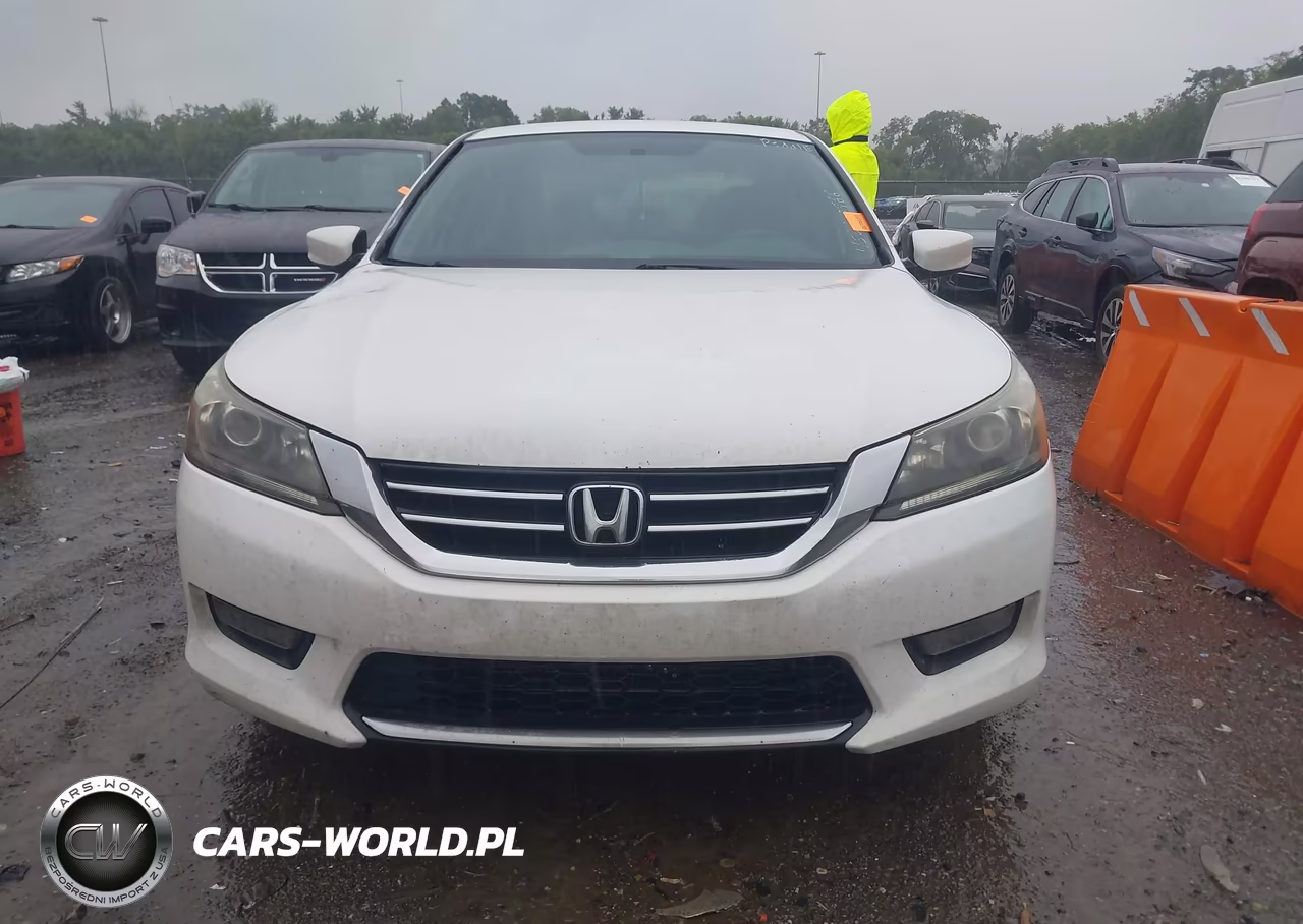 2015 Honda Accord Sport VIN:1HGCR2F57FA218720 - 12