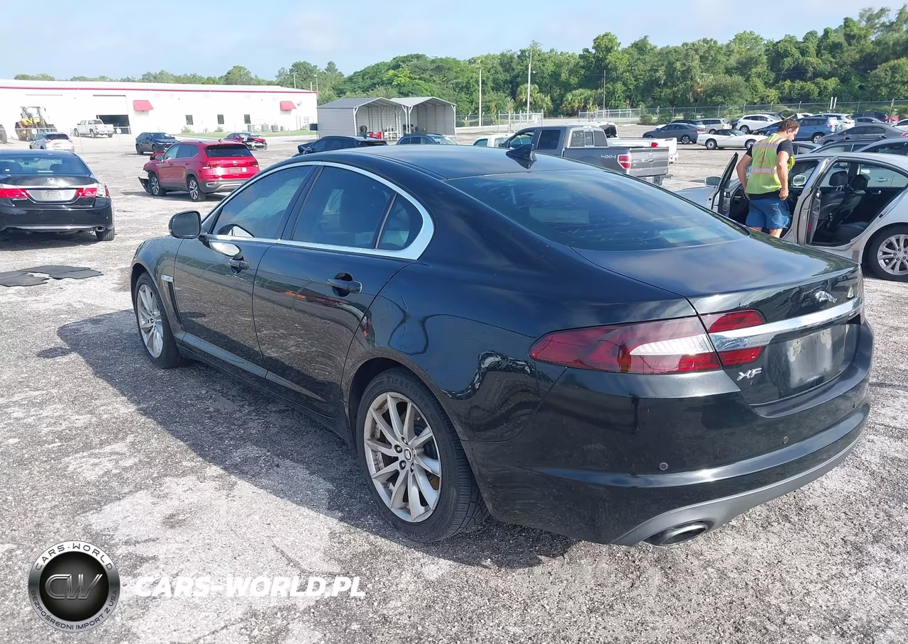 2013 Jaguar Xf I4 T VIN:SAJWA0ESXDPS65508 - 3