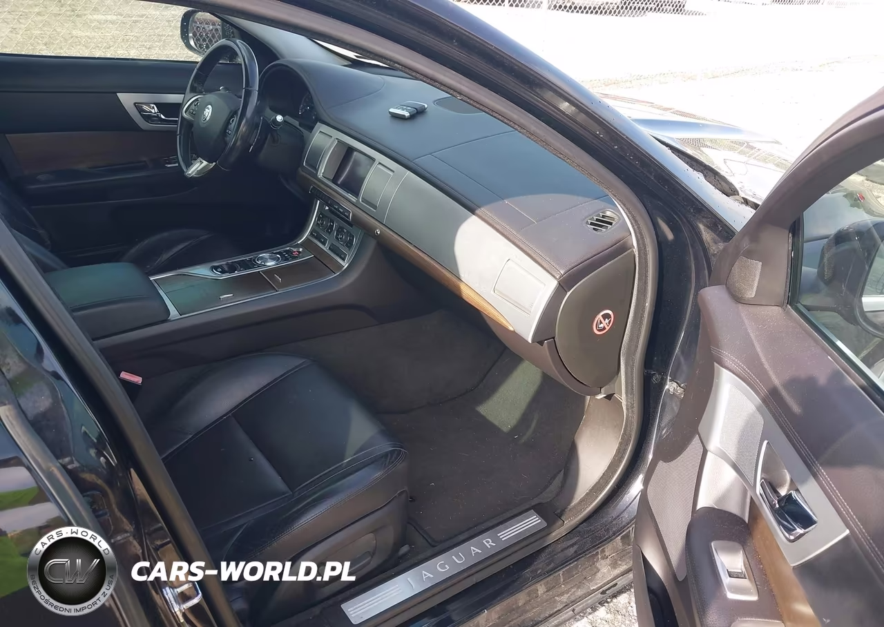 2013 Jaguar Xf I4 T VIN:SAJWA0ESXDPS65508 - 5