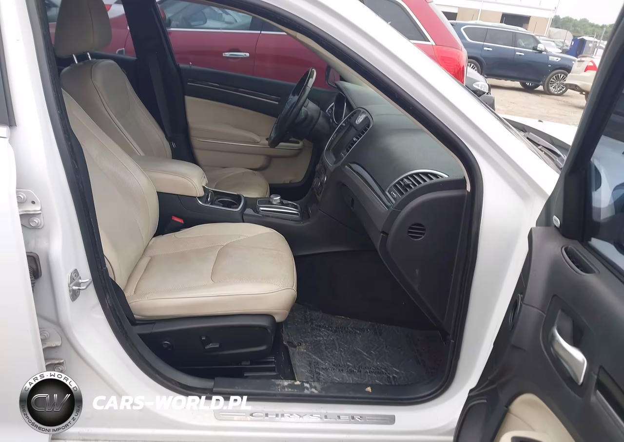 2015 Chrysler 300C VIN:2C3CCAEG7FH792222 - 5