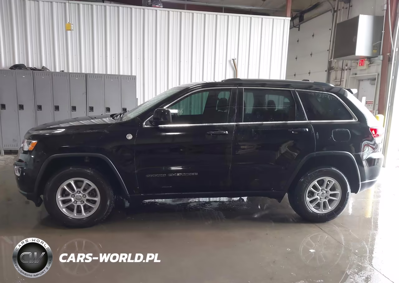 2018 Jeep Grand Cherokee Altitude 4X4-Laredo 4X4-Laredo E 4X4-Upland 4X4 VIN:1C4RJFAG5JC177467 - 19