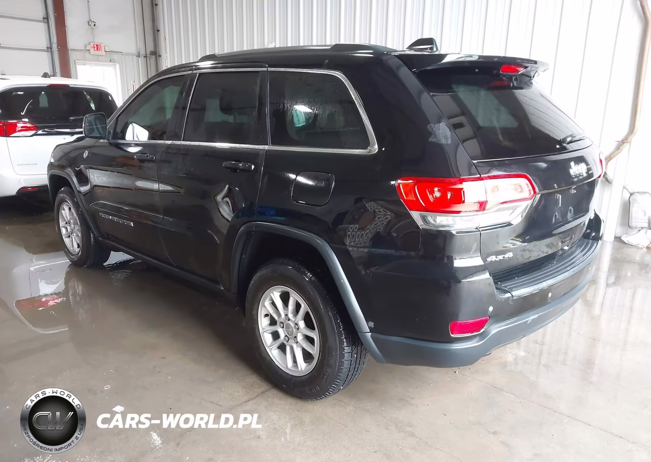 2018 Jeep Grand Cherokee Altitude 4X4-Laredo 4X4-Laredo E 4X4-Upland 4X4 VIN:1C4RJFAG5JC177467 - 3