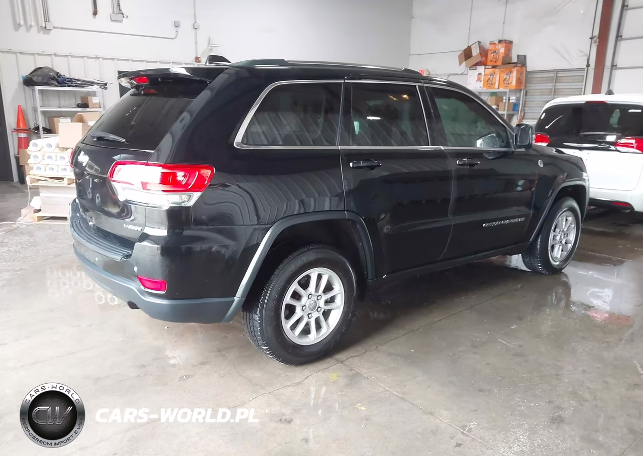 2018 Jeep Grand Cherokee Altitude 4X4-Laredo 4X4-Laredo E 4X4-Upland 4X4 VIN:1C4RJFAG5JC177467 - 4
